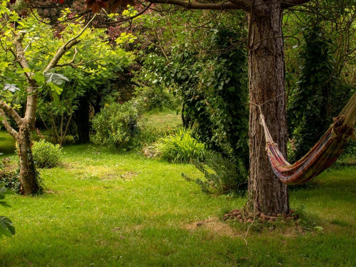 Une Suite Au Jardin Hyenville 外观 照片