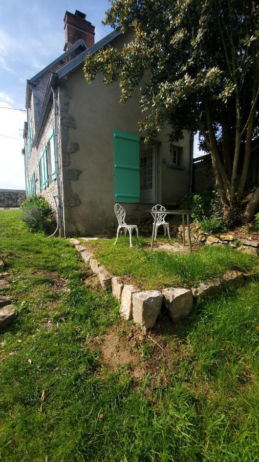Une Suite Au Jardin Hyenville 外观 照片